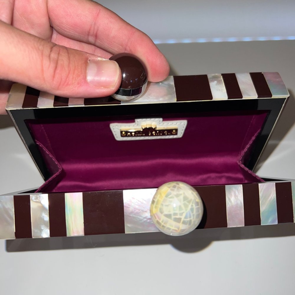 Henri Bendel Black and White Clutch - Picture 3 of 3